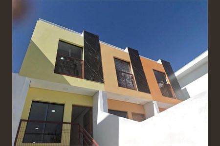 Casa à venda com 103m², 2 quartos e 2 vagas