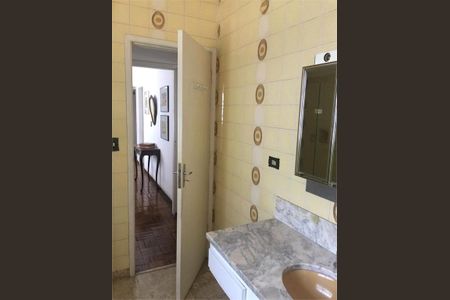 Casa à venda com 238m², 3 quartos e 4 vagas