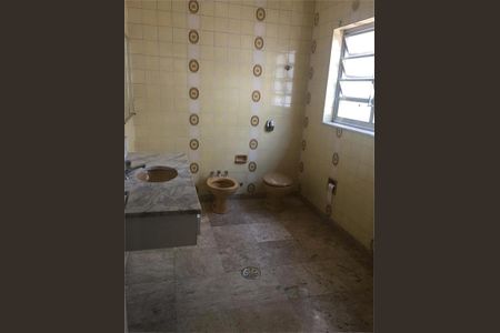 Casa à venda com 238m², 3 quartos e 4 vagas