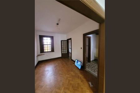 Casa à venda com 190m², 3 quartos e 2 vagas