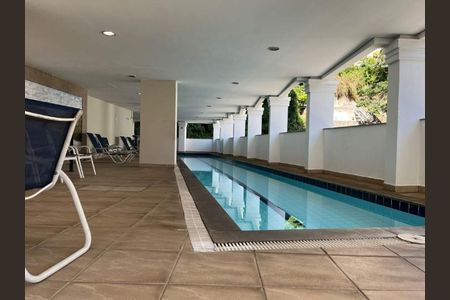 Apartamento à venda com 40m², 1 quarto e 1 vaga