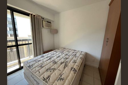 Apartamento à venda com 40m², 1 quarto e 1 vaga