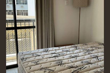 Apartamento à venda com 40m², 1 quarto e 1 vaga