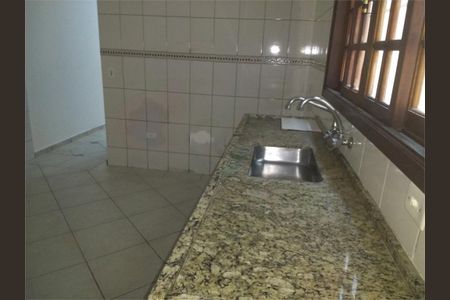 Casa à venda com 128m², 3 quartos e 2 vagas