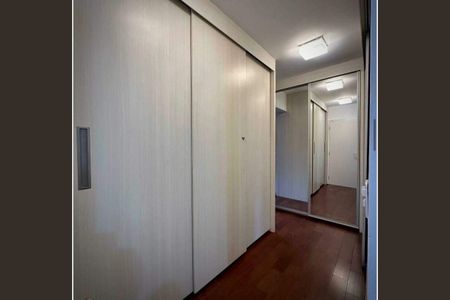 Apartamento à venda com 217m², 4 quartos e 4 vagas
