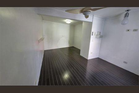 Casa à venda com 240m², 3 quartos e 2 vagas