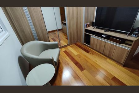Apartamento à venda com 76m², 3 quartos e 1 vaga Apartamento à venda com 76m², 3 quartos e 1 vagaQUARTO
