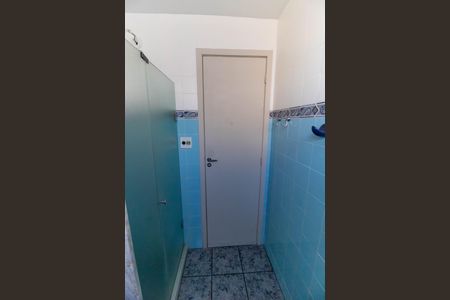 Apartamento à venda com 220m², 4 quartos e 2 vagas Apartamento à venda com 220m², 4 quartos e 2 vagasBanheiro Social
