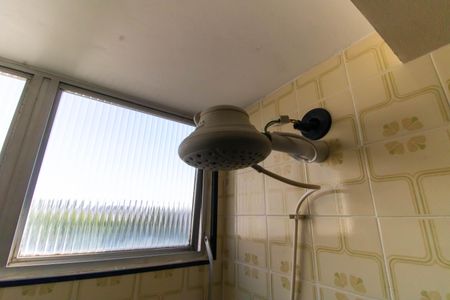 Apartamento à venda com 220m², 4 quartos e 2 vagas Apartamento à venda com 220m², 4 quartos e 2 vagasBanheiro da Suíte