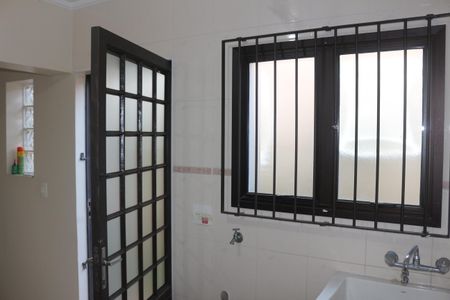 Casa à venda com 312m², 3 quartos e 8 vagasÁrea de Serviço