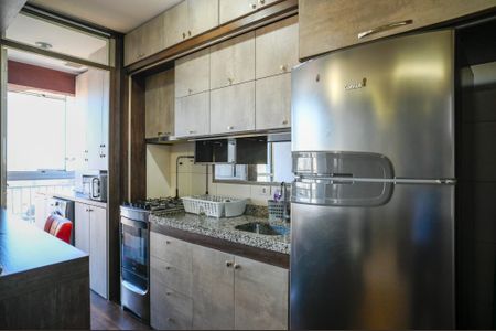 Apartamento à venda com 55m², 2 quartos e 1 vaga Apartamento à venda com 55m², 2 quartos e 1 vagaCozinha