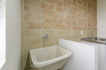 Apartamento à venda com 44m², 1 quarto e sem vaga Apartamento à venda com 44m², 1 quarto e sem vagaÁrea de Serviço