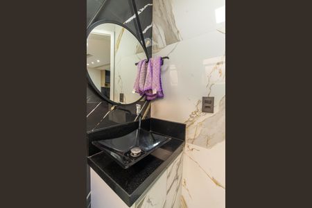 Casa de condomínio à venda com 70m², 2 quartos e 1 vagaLavabo