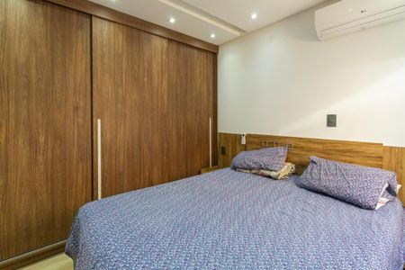 Casa de condomínio à venda com 70m², 2 quartos e 1 vagaSuíte 1