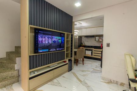 Casa de condomínio à venda com 70m², 2 quartos e 1 vagaSala