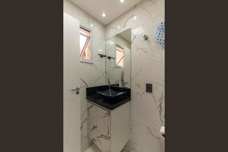 Casa de condomínio à venda com 70m², 2 quartos e 1 vagaBanheiro da Suíte 1