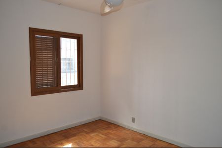 Casa à venda com 111m², 3 quartos e 2 vagasQuarto 3