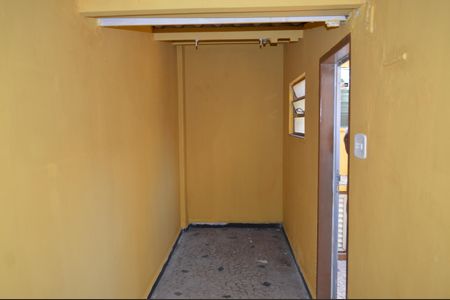 Casa à venda com 111m², 3 quartos e 2 vagasQuarto de Serviço