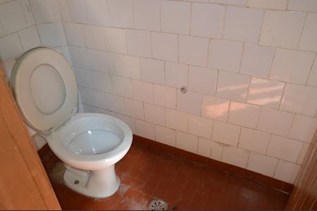 Casa à venda com 111m², 3 quartos e 2 vagasBanheiro de serviço