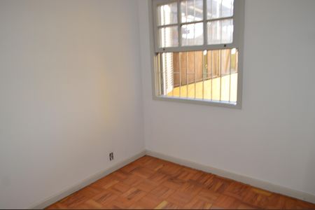 Casa à venda com 111m², 3 quartos e 2 vagasQuarto 2