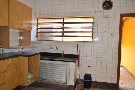 Casa à venda com 111m², 3 quartos e 2 vagasCozinha