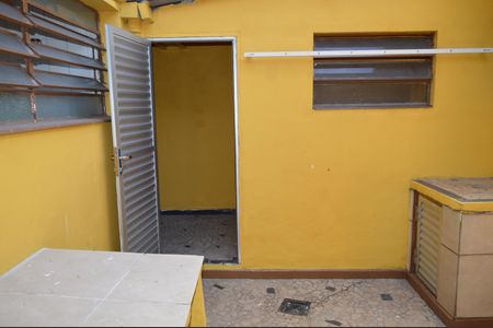 Casa à venda com 111m², 3 quartos e 2 vagasÁrea de Serviço