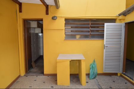 Casa à venda com 111m², 3 quartos e 2 vagasQuintal