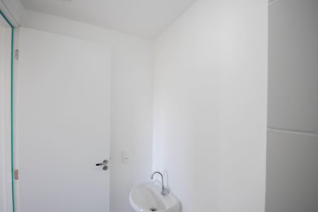 Apartamento para alugar com 33m², 2 quartos e sem vagaBanheiro