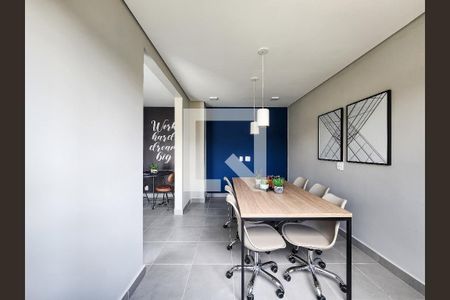 Apartamento para alugar com 33m², 2 quartos e sem vagaCoworking