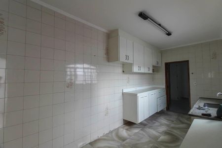Casa para alugar com 150m², 2 quartos e 1 vaga Casa para alugar com 150m², 2 quartos e 1 vagaCozinha