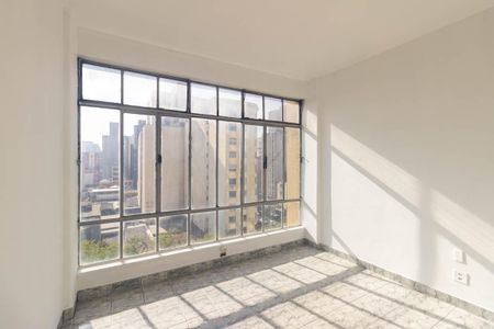 Studio à venda com 47m², 1 quarto e sem vaga Studio à venda com 47m², 1 quarto e sem vagaStudio