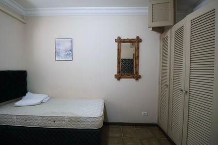 Apartamento para alugar com 158m², 3 quartos e 1 vaga Apartamento para alugar com 158m², 3 quartos e 1 vagaQuarto