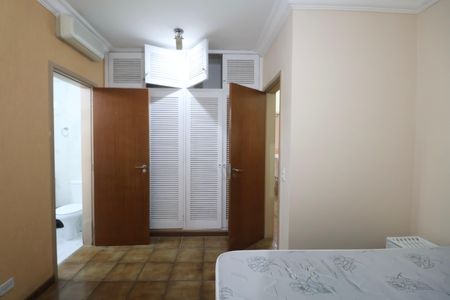 Apartamento para alugar com 158m², 3 quartos e 1 vaga Apartamento para alugar com 158m², 3 quartos e 1 vagaSuíte 1