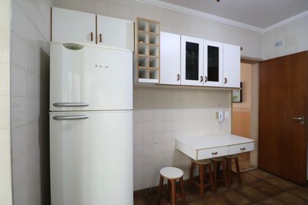 Apartamento para alugar com 158m², 3 quartos e 1 vaga Apartamento para alugar com 158m², 3 quartos e 1 vagaCozinha
