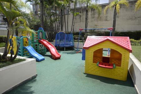 Apartamento para alugar com 106m², 3 quartos e 2 vagasÁrea comum