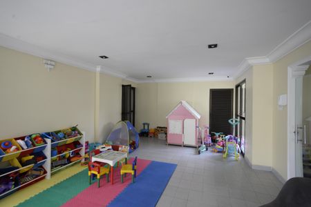 Apartamento para alugar com 106m², 3 quartos e 2 vagasÁrea comum