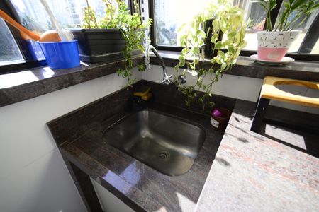 Apartamento para alugar com 106m², 3 quartos e 2 vagasÁrea de Serviço