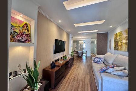 Apartamento à venda com 123m², 3 quartos e 2 vagas Apartamento à venda com 123m², 3 quartos e 2 vagasSala
