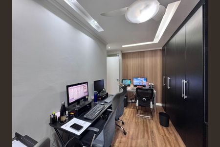 Apartamento à venda com 123m², 3 quartos e 2 vagas Apartamento à venda com 123m², 3 quartos e 2 vagasQuarto 1