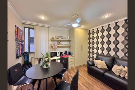 Apartamento à venda com 123m², 3 quartos e 2 vagas Apartamento à venda com 123m², 3 quartos e 2 vagasQuarto 2