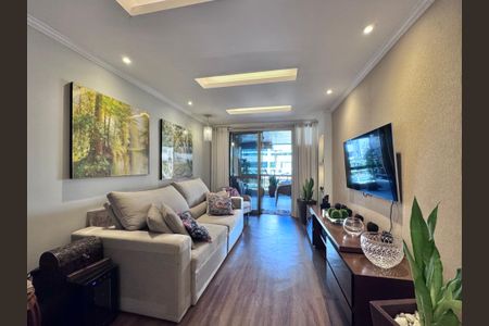 Apartamento à venda com 123m², 3 quartos e 2 vagas Apartamento à venda com 123m², 3 quartos e 2 vagasSala