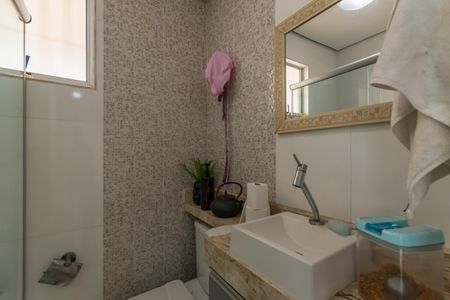 Casa à venda com 360m², 3 quartos e 6 vagas Casa à venda com 360m², 3 quartos e 6 vagasBanheiro Social 2