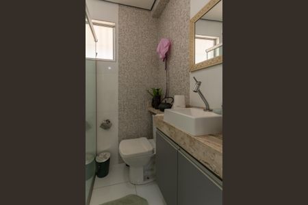 Casa à venda com 360m², 3 quartos e 6 vagas Casa à venda com 360m², 3 quartos e 6 vagasBanheiro Social 2