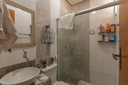 Casa à venda com 360m², 3 quartos e 6 vagas Casa à venda com 360m², 3 quartos e 6 vagasBanheiro Social 1