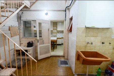 Casa à venda com 187m², 3 quartos e 2 vagas Casa à venda com 187m², 3 quartos e 2 vagasÁrea de Serviço