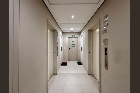 Apartamento à venda com 36m², 1 quarto e 1 vagaHall Apartamento