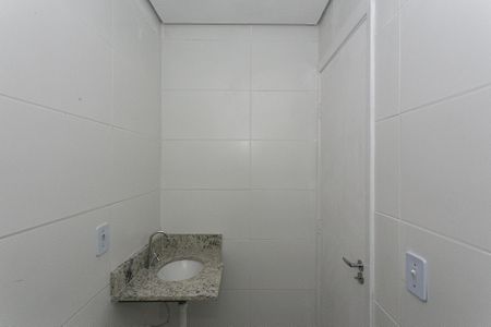 Apartamento à venda com 40m², 2 quartos e sem vaga Apartamento à venda com 40m², 2 quartos e sem vagaBanheiro