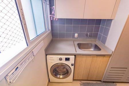 Apartamento à venda com 103m², 3 quartos e 2 vagas Apartamento à venda com 103m², 3 quartos e 2 vagasÁrea de Serviço