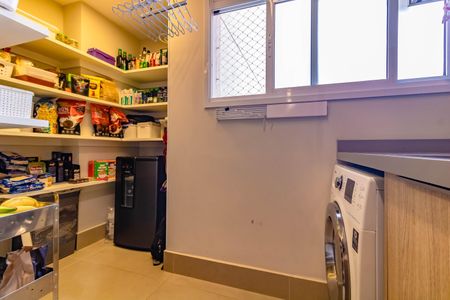 Apartamento à venda com 103m², 3 quartos e 2 vagas Apartamento à venda com 103m², 3 quartos e 2 vagasÁrea de Serviço