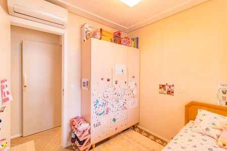 Apartamento à venda com 103m², 3 quartos e 2 vagas Apartamento à venda com 103m², 3 quartos e 2 vagasQuarto 2